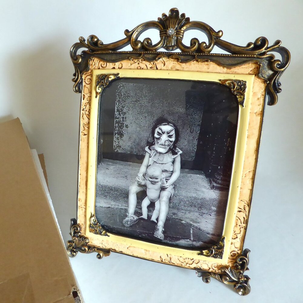 NEW 15" HALLOWEEN CREEPY WITCH GIRL HOLDING DOLL SCARY FRAME EASEL BACK ODDITY